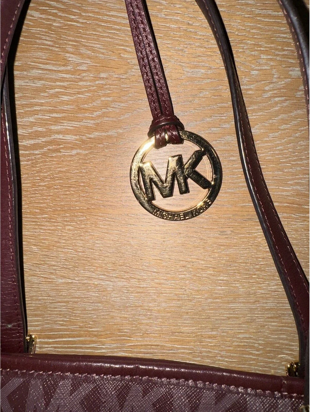 Michael Kors Signature Jet set Burgundy Merlot Maroon Tote Shoulder Bag Purse